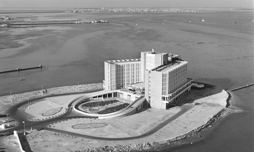 Old South Wing facing Muharraq 203 01 002 (1) min