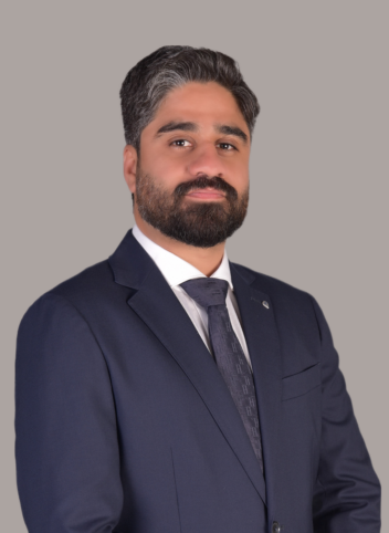 11. Mahmood Al Qaidoom